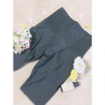 ナチュアシスト✨..骨盤まわりをふんわりキュッとサポートするアシストインナー✨..1.天然ゴムを編み込んだ幅広メッシュベルトで骨盤をやわらかくし、しっかりホールド2.異方性伸縮素材でのテ…のInstagram画像
