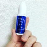 ヒアルロン酸やコラーゲンを結びつける働きがあるという、シリカ原液🧴シミやニキビにも効果があって、肌の潤いや弾力もキープ！化粧水と混ぜて使ってみたけど、サラサラとした液だからこれと言って…のInstagram画像