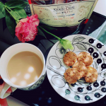 ＊＊＊＊＊＊＊＊＊＊＊＊＊＊＊＊ この間まで暑いと思ったら、昨日も今日も寒くてびっくり・・。そんな日に、大好きなあげ潮のおともに、#健美チャイ低体温症だからね、改善したいの。*冷え性だ…のInstagram画像