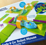 株式会社ドリームブロッサム様よりロボットマウス　アクティビティセットをお試しさせていただきました。簡単に言えば、道を作ってあげて、ネズミさんがチーズに向かって進めてあげる玩具です。今年…のInstagram画像