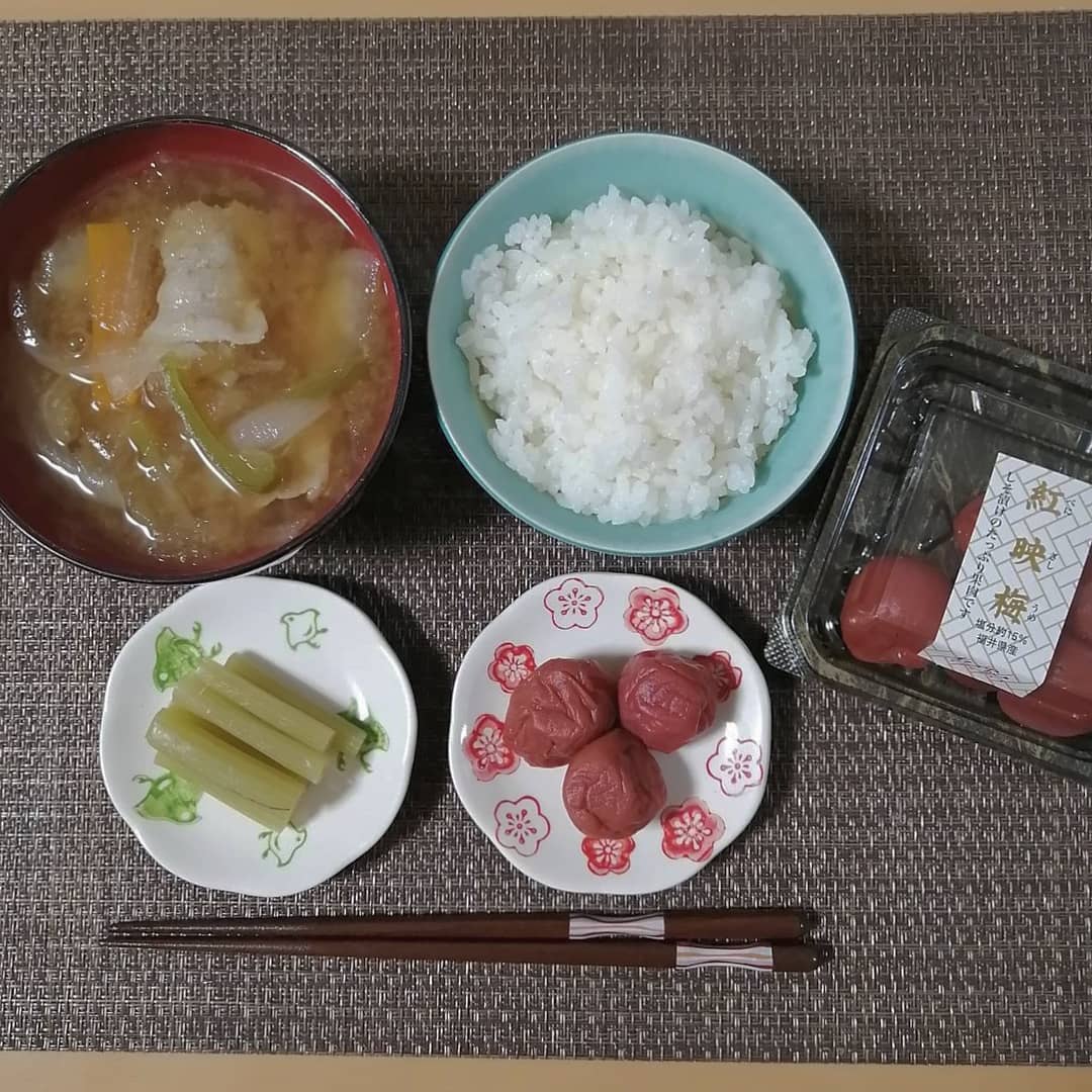 口コミ投稿：..福井県独特の品種　紅映梅（べにさしうめ）の梅干しを頂きました🌿.原材料【梅、食…