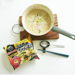 ・・『お水がいらない 長崎ちゃんぽん発祥の店四海樓』・・・スープ、麺、具が一つになったちゃんぽん。お鍋に入れて温めるだけで食べられるのでお水がいりません。・長崎ちゃ…のInstagram画像