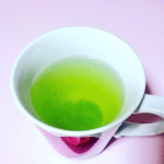お茶大好きなんですが、最近はこいまろ茶にハマってます✨抹茶の風味が程良く、まろやかで飲みやすいお茶です🍵#こいまろ茶 #緑茶 #宇治田原製茶場 #monipla #chanoma_fan #お茶 …のInstagram画像