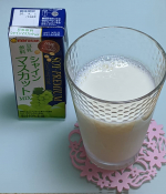 2020年3月1日に発売したマルサンアイさんの…ソイプレミアム ひとつ上の豆乳 豆乳飲料シャインマスカットMIX ・おいしい豆乳のために厳選した国産大豆でつくったプレミアム豆乳「シャイ…のInstagram画像