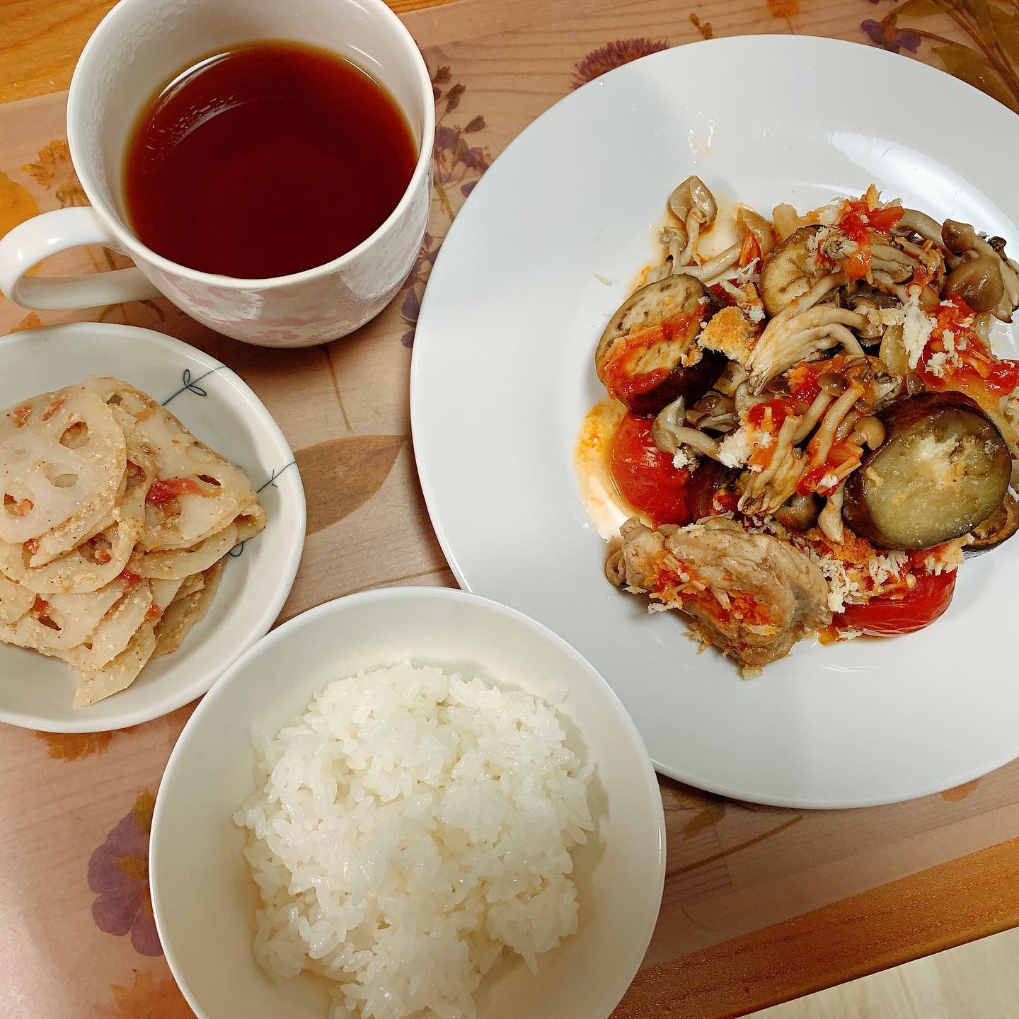 口コミ投稿：#今日の晩御飯 ＊オーブン料理のレパートリーに困ってきました＊今日は自粛など日々…