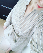 ニッセンの春のおすすめ商品❤️ サラリと着れるシャツガウン💕ボタン全部止めてワンピースに。前開きで羽織ってといろいろコーデを楽しめそう❤️ 私はシャツワンピにして肩にカーデかける感じが好きかな…のInstagram画像