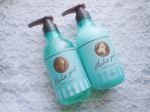 こんにちは✨...おこもり美容🌸BATH🛁✨TIME編✨...サロン専売メーカーさんが開発したシャンプーで猫っ毛で髪の毛ぺしゃんとしちゃう人でも、素…のInstagram画像