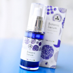 オーガニックスキンケアブランド「Sorabudo(ソラブドウ)」の化粧原液100%の美容液「Botanic Serum(ボタニックセラム)」を使ってみました。(30mL 税抜6,000円)…のInstagram画像
