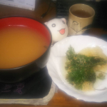今朝のWaShock!😱 昨晩の天ぷらの残りで、天つゆ粥🌄☺️ お茶は、有機生葉ルイボスティー☕️🐅 前回のプレミアムより、こちらの方が好みのお味デス🐰Harryの健康法師ライフ🤣#w…のInstagram画像