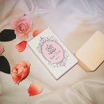 ..麗凍化粧品さんの………〜🌹薔薇はちみつ石鹸🌹〜.挑戦してみたぜいっ(☝ ˘ω˘)☝ふー！！..名前からしてオシャレだけどパッケージからもオシャレ感漂ってるのわかる~…のInstagram画像
