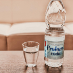 常温で飲んでも美味しいProlom voda(プロロムヴォーダ) でこまめに水分補給✨身体に澄み渡るような飲み心地でとっても飲みやすい⭐️ セルビア大使館では常備ミネラルウォーターとしても利用…のInstagram画像