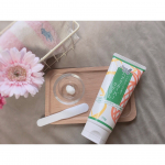 パイン&ソイ　薬用リムーバークリーム✨（除毛クリーム）..ムダ毛するんとつるすべ肌へ。バスタイム除毛ケア。エタノール・パラベンフリー処方で、直接手で塗れる薬用除毛クリームです。…のInstagram画像