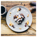 🧙🏻‍♀️﻿Fat Witch Bakery﻿手づくりブラウニーアレンジ﻿﻿﻿先ほどpostした手づくりブラウニーを飾りつけして、カフェ気分♬﻿﻿﻿﻿﻿﻿#…のInstagram画像