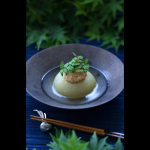 2020/04/24(金)☀・こんばんは・▪️ 玉ねぎの肉詰め・玉ねぎの皮のスープ煮・オホーツクの大自然が産んだ有機JAS無農薬の玉ねぎ(北海道　渡辺農場)は、安全性と環境に配…のInstagram画像