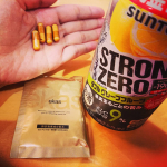 #アラサー女 二日酔いを避けたい。・・#ストロングゼロ  を飲む前に #二日酔い になりたくないと思って飲んだのはこちらの #サプリ 。#エカス 様より頂きました✨ありがとうございます…のInstagram画像