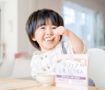 おはよお☀️昨日は水遊び開きをしている人たくさんいたね✨うちもやろうと思ったんだけど午前に外に出したら疲れちゃって午後はパパに交代して遊んでもらってたよ笑.今日の朝ごはんは…のInstagram画像
