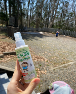 昨日と今日は午前中だけ学校がありました🚌﻿学校が終わった後にはお散歩がてらコロナ終息祈願をしに神社へ🍀 ﻿﻿私の住んでいる地域は北海道の北の方なので、神社の周りにはまだ雪がありましたが、﻿…のInstagram画像