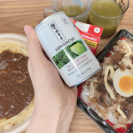 美容健康に関心の高い方必見👍💫﻿野菜と果物ギッシリで1本飲めば必要な栄養がしっ﻿かり摂取できる特定保健用食品🥤﻿﻿サンスター株式会社﻿#特定保健用食品緑でサラナ﻿(1缶160g…のInstagram画像