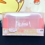 私の旦那は、食べることが大好きでいつもお弁当箱パンパンに詰めています。.今回は、そんな旦那のお弁当箱をいつもと違う物に変えてみました♪.※※※※※※.小森樹脂( @komori…のInstagram画像