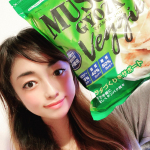 じゃじゃん。今回は、マッスルギョーザの、ベジ！！ #MUSCLEGYOZAveggie はカロリー34％OFF!糖質50％OFF!脂質40％OFF!動物性原材料不使用! お…のInstagram画像