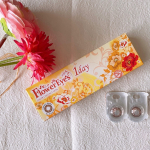 可愛く盛れるDIA14.5mm！全10カラーのフラワーアイズワンデー♪をお試しさせて頂きました！🌸 盛れてるのに、とても自然なんです。派手すぎず、でもしっかりデカ目にみせてくれるかわいいカラコ…のInstagram画像