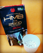 HMBCa プロスペック🔥💪🔥 コロナ太り気味なので、ここ最近筋トレデビューしました！夫も筋肉が萎んだので、二人で毎日頑張ってます💪筋トレのお供は、魔裟斗さんも愛用していると言うHMBCa…のInstagram画像