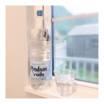 Prolom voda💧...口当たりまろやかで飲みやすくて家族みんなで飲める美味しいお水✨何回リピートして飲んでるかわからない😆それくらい我が家には必要なミネラルウォータ…のInstagram画像