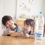 【Prolomvoda プロロムヴォーダ】をお試ししました😊セルビアで医師がすすめる﻿健康をサポートする高アルカリ﻿軟水💡・pH値が8,8-9,2の高アルカリ反応・低ミネラル化・重…のInstagram画像
