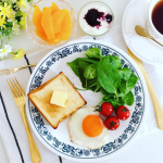 ＊:*･ﾟ☆＊《八天堂　とろける食パン》@hattendo_official ＊待っていましたーーー「とろけるくりーむパン」で有名な八天堂さんの「とろける食パン」(σ⁎˃ᴗ˂⁎)♡「と…のInstagram画像