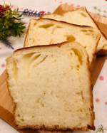 広島県三原市の八天堂のパン🍞コロナが流行る前は、朝活でお風呂に行った帰りにモーニングを食べに行くのが楽しみでした。まだお風呂屋さんが営業してなくてモーニングに行けてません。八天堂のとろける…のInstagram画像
