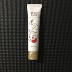 ハリーハリー 大人の美ひざクリーム♪がオススメです^_^気になるヒザの黒ずみ。夏までに何とかしたいですよね！面倒に思うケアですが、アップルの香りにとっても癒されながら毎日楽しくケア出来ますよ。気に…のInstagram画像