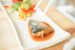 朝食はごはん　魚　味噌汁って定番の和食を作ってあげたいけど保育園の準備やらなんやらかんやら忙しいのが現実…。もうね、コープで販売されてるのが楽すぎて♡使ってる人も多いんじゃない？✨…のInstagram画像