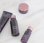 ..@attenir_official 株式会社アテニアさまのドレスリフト　14日間のトライアルセット・ドレスリフト ローション 30ml・デイエマルジョン 15ml・…のInstagram画像