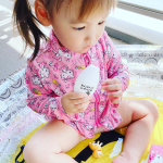 おとこのこ・おんなのこのひやけどめをお試しさせて頂きました★﻿﻿内容量25mL 1,944円（税込）﻿﻿子供ってすぐ日焼けしちゃいますよね？！﻿うちの子たちも夏は真っ黒になっちゃう…のInstagram画像