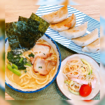 .🍜お水がいらない 横浜家系ラーメン🍜..#今日のランチ平日のお昼は1人だし、いつもだいたい手抜きごはん🤣今日は「お水がいらない横浜家系ラーメン」を食べたよ🍜..このラ…のInstagram画像