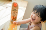 美味しいアピールが激しいww.ジュースの100%にも濃縮還元とストレートとあってストレートのタイプの作り方は果汁を低温で保存、それを容器に詰めて出荷！熱を加えていないから食…のInstagram画像