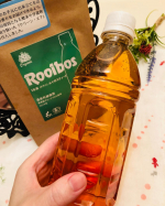 日本茶製法のオーガニック生葉タイプのルイボスティー！このペットボトル用ティーバッグはとても便利です。生葉タイプのルイボスティーは、蒸気を使って発酵を止める作り方をしています。葉はグリーンと…のInstagram画像