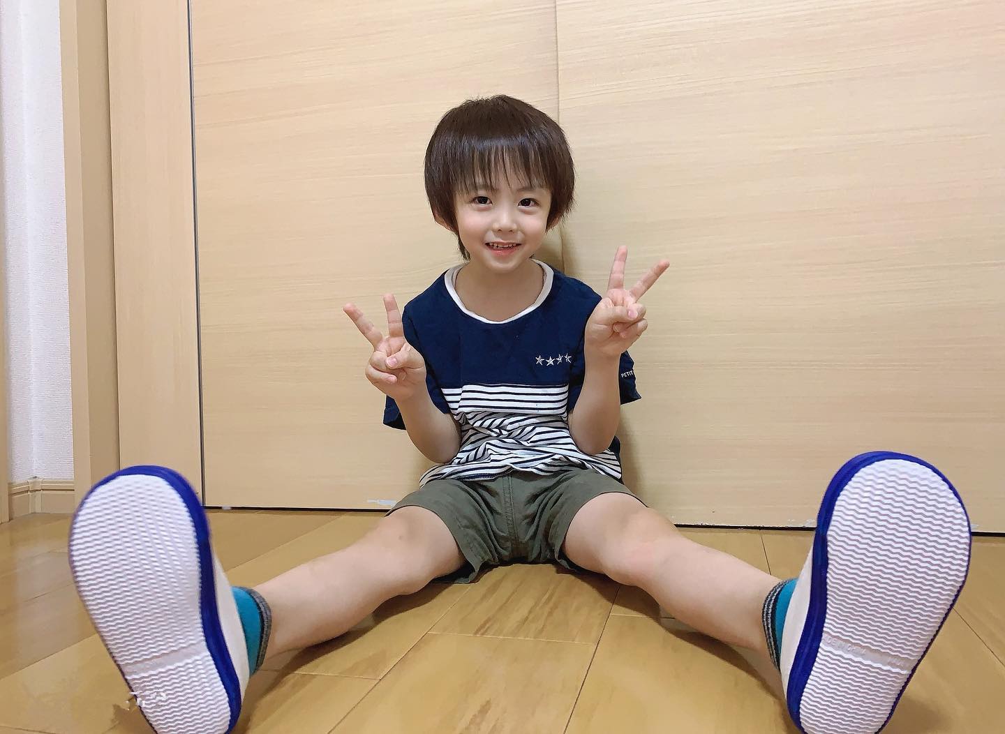 口コミ投稿：．@hiraki_official 様の｢キッズ･ジュニア上履き｣をお試しさせていただきました*̣̩⋆̩…