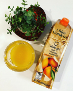 『キオス・ガーデンズ 100%ストレート オレンジジュース』キオス島とギリシャの契約農家から仕入れたオレンジを使用し、搾った果汁をそのままパック詰めしたストレートジュースです。濃縮還元して…のInstagram画像