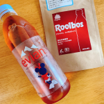 ペットボトルで簡単に作れるルイボスティー！早速作ってみました☺️一晩冷蔵庫に入れておくだけで翌朝出来てる☺️美味しいルイボスティー何出来ました☺️☺️#タイガールイボスティー#…のInstagram画像