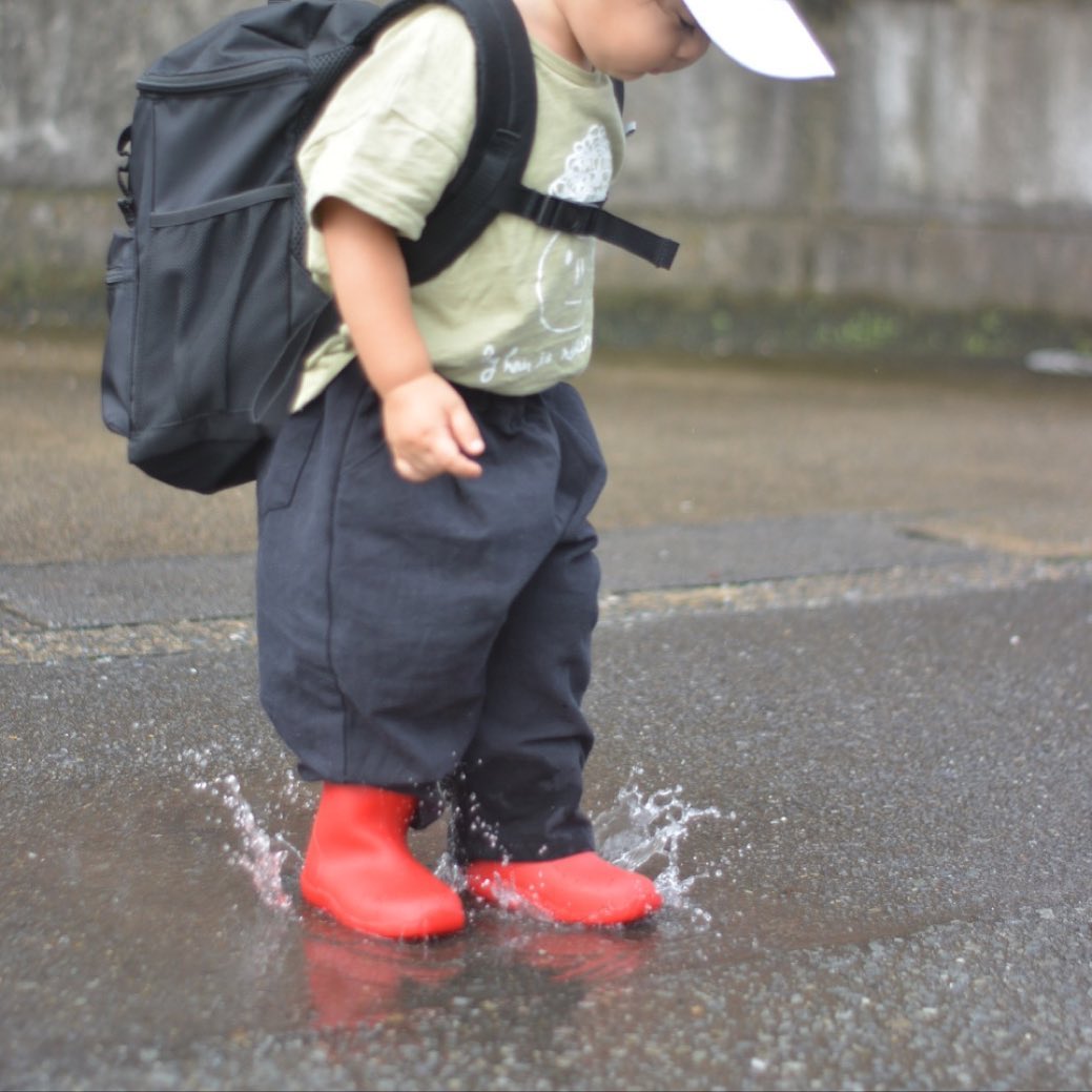 口コミ投稿：..今朝の一コマ。..#雨降ってなくても長靴..よくインスタの広告に出てきて破格すぎて…
