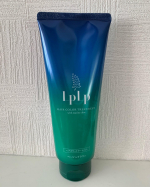 LPLP(ルプルプ) ヘアカラートリートメント✨白髪用トリートメントです❣️ 植物由来の天然色素で頭皮と髪をいたわりながら トリートメントできるので、敏感肌の方でも安心して白髪をカバーできます…のInstagram画像