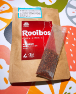 タイガーのルイボスティーは色々な商品があって、こちらはペットボトル用です！とても簡単です！ペットボトルにルイボスティーを入れるだけです！しかも、ルイボスティーの形がペットボトル専用なのでとても…のInstagram画像