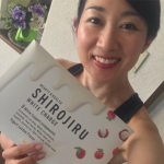 今日も、家に帰ってから#筋トレ と#おうちヨガ で汗だくに🧘‍♀️#FABIUS さんの#shirojiru は、飲む点滴と言われている#甘酒 のチカラに着目した、「古くて新しい」新感覚美容ト…のInstagram画像