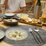 先日の結婚記念日のお料理！﻿﻿バケットにつけて頂いたのは @nakato_finefoods さんの #広島県産牡蠣とほうれん草のパテ白ワイン仕立て を使わせて頂きました！﻿﻿牡蠣大好…のInstagram画像