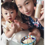 My son is challenging dumplings🥟🥟Mom is working hard on beauty✨✨Have a nice weekend( ◠‿◠ )@dry…のInstagram画像