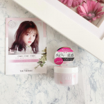 とっても素晴らしい、ヘアワックスを発見！！毎朝お世話になってます♡ラーレオーガニックバーム　フレッシュローズの香り 30gYoutubeで大人気！!朝のスタイリングに！うる…のInstagram画像