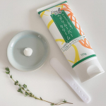 パイン＆ソイ『ヘアリムーバークリーム』をお試ししました😊.エタノール・パラベンフリーなので、直接手で塗れる薬用除毛クリームでバスタイムに気軽に除毛が出来ムダ毛するんとつるすべ肌へ✨.こ…のInstagram画像