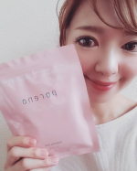 忙しい朝の新しい習慣に✨ピーリングパッドポアノ 　試してみました💗美容液たっぷりの朝用洗顔シートです🌟　洗顔、化粧水、美容液の3役をこれ1枚で完了できるからバタバタ忙しい朝にすごい便利🎶…のInstagram画像