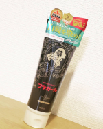 .#フラガールカラートリートメント 💇¥2000.#フラガール #カラートリートメント は、#シャンプー あとの髪に、通常の#トリートメント に代えて使うことにより、気になる#白髪 を…のInstagram画像